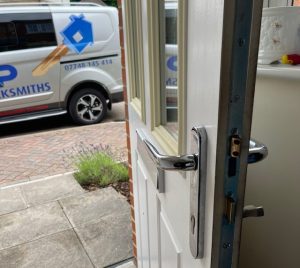 Cardiff leading locksmiths having just replaced a UPVC gearbox and a new Euro cylinder